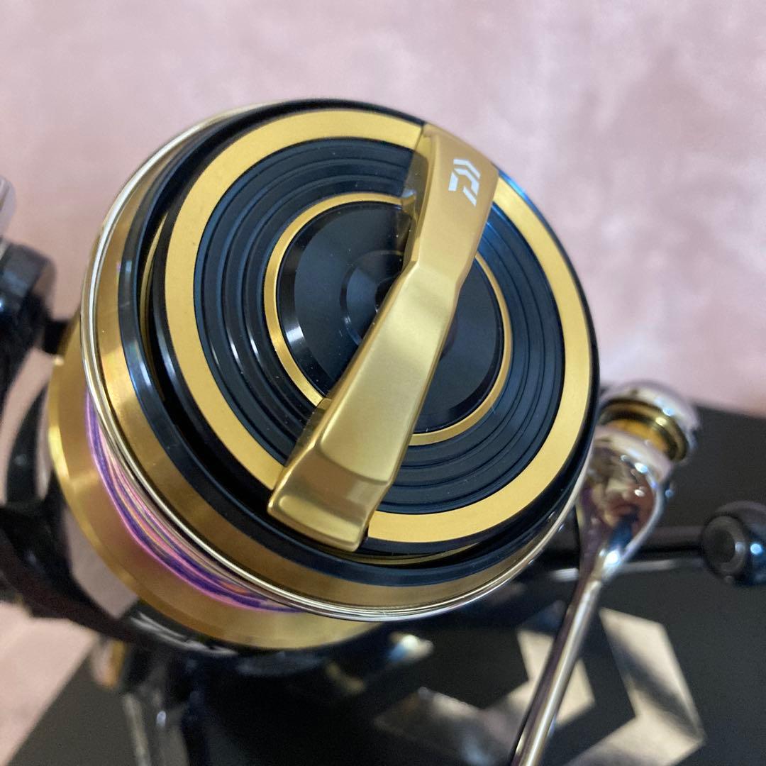DAIWA20SALTIGA 8000-H スピニングリール