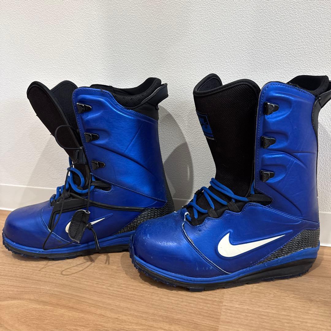 NIKE SB スノボブーツ