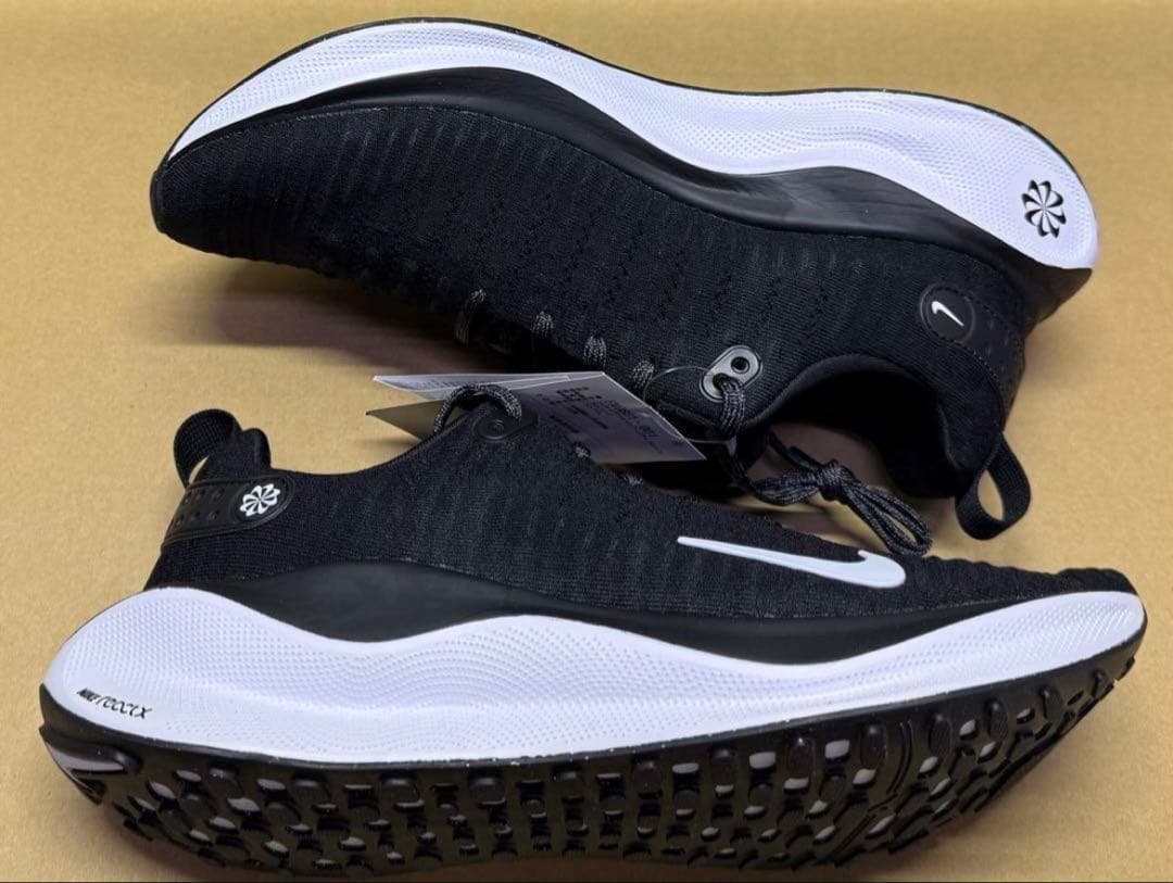 【新品】NIKE ナイキ インフィニティラン 4 エクストラワイド 25.5cm