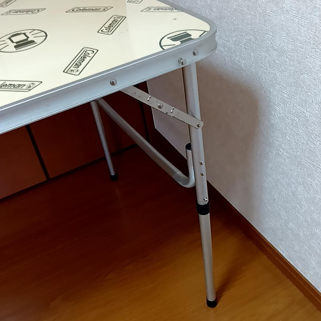 コールマン スリム三折テーブル Model 170-7586　ランタンスタンド付