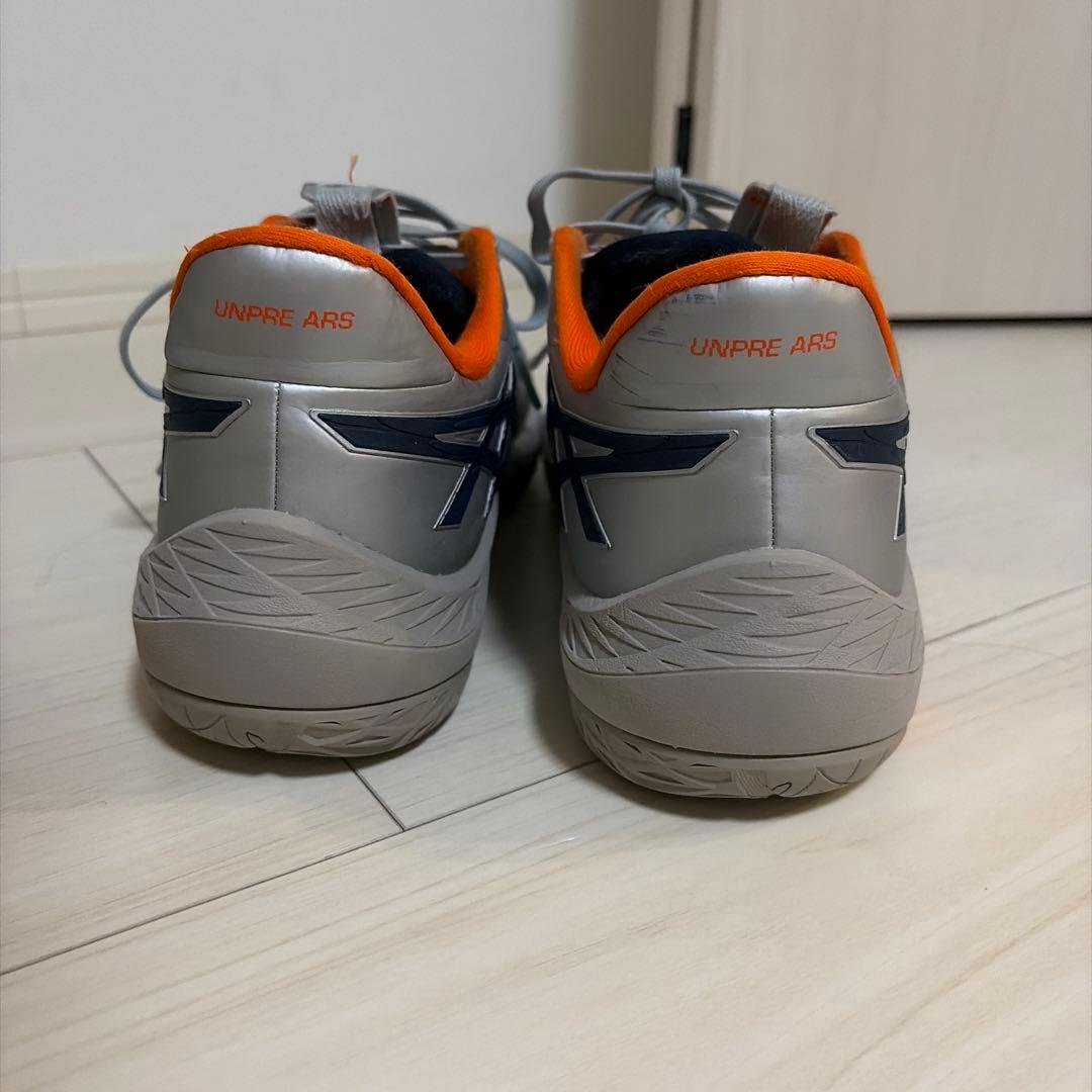 ASICS UNPRE ARS LOW 2 シルバー