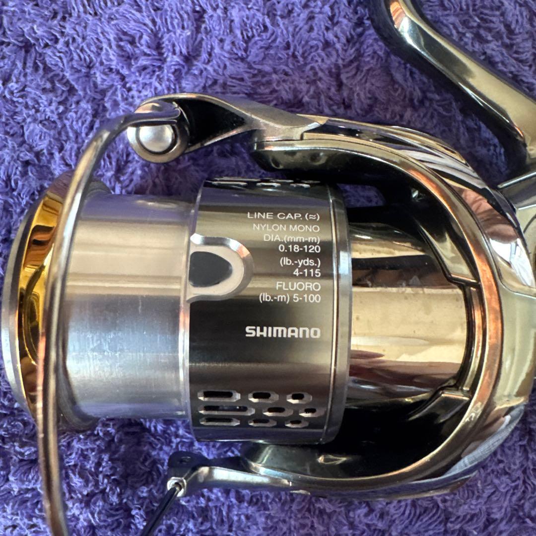 ステラ 2500SHG シマノ 18 箱、付属パーツ完備