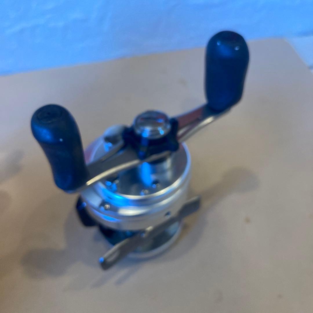 SHIMANO CALCUTTA 100ベイトリール