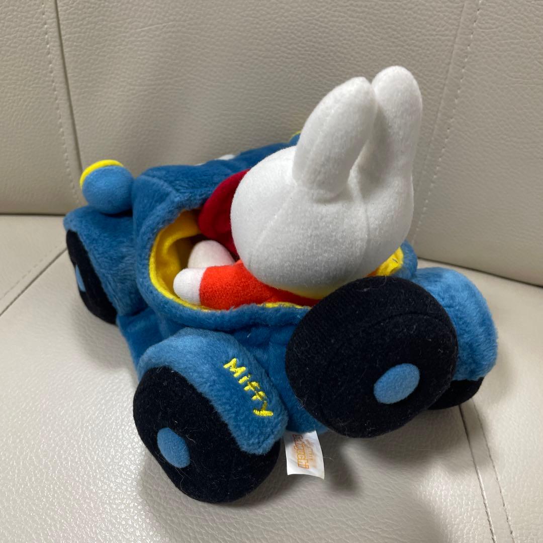 ミッフィー　カー　車　ぬいぐるみ　希少品