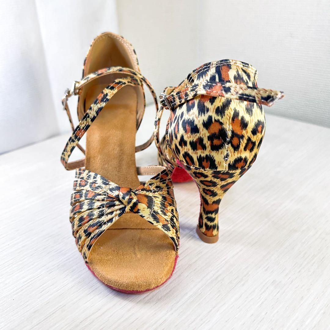 新品24cmラテンシューズ★社交ダンスシューズ　豹柄レオパード　サルサタンゴ