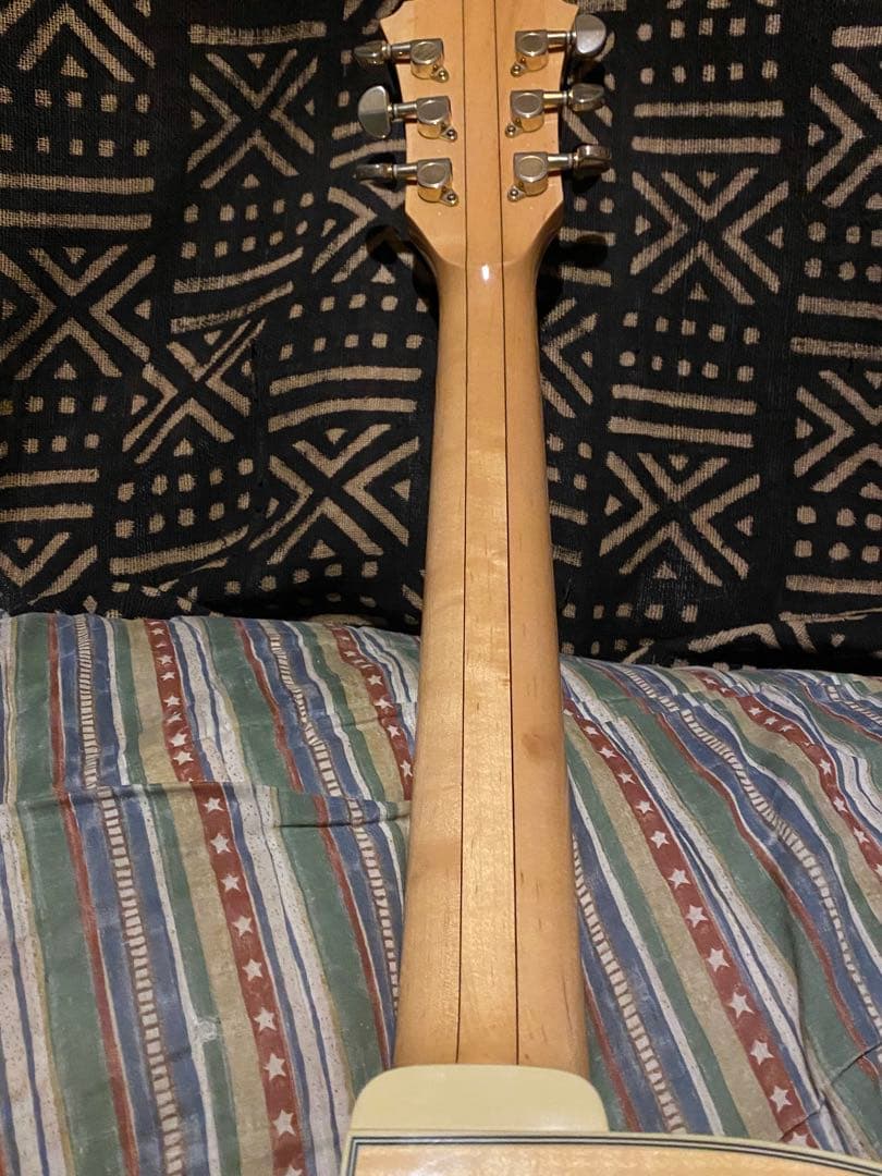 Ibanez(イバニーズ)AP-105Fホロウボディ/フルアコ ケース付属 美品