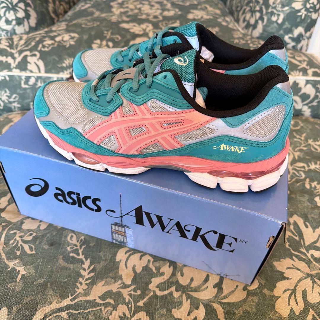 ASICS GEL-NYC AWAKE スニーカー 青/ピンク