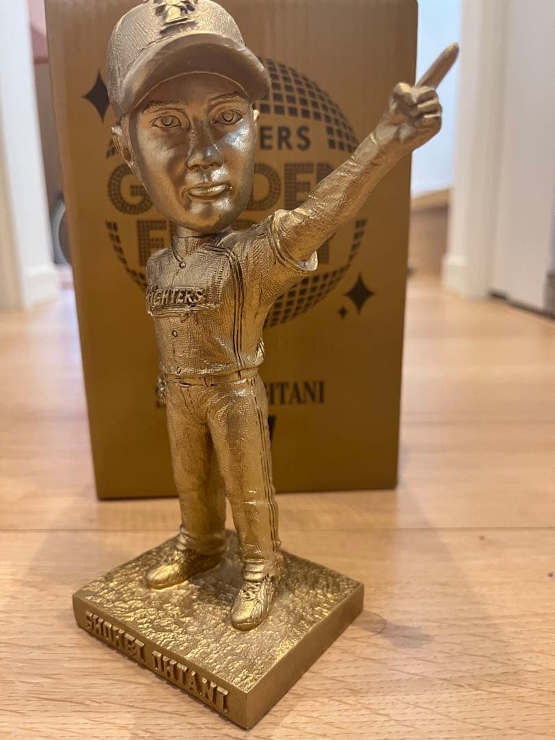 大谷翔平　ボブルヘッド　ゴールド