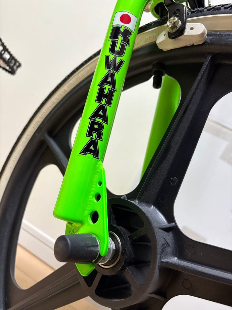 Kuwahara Exhibitionism Neon GreenクワハラBMX