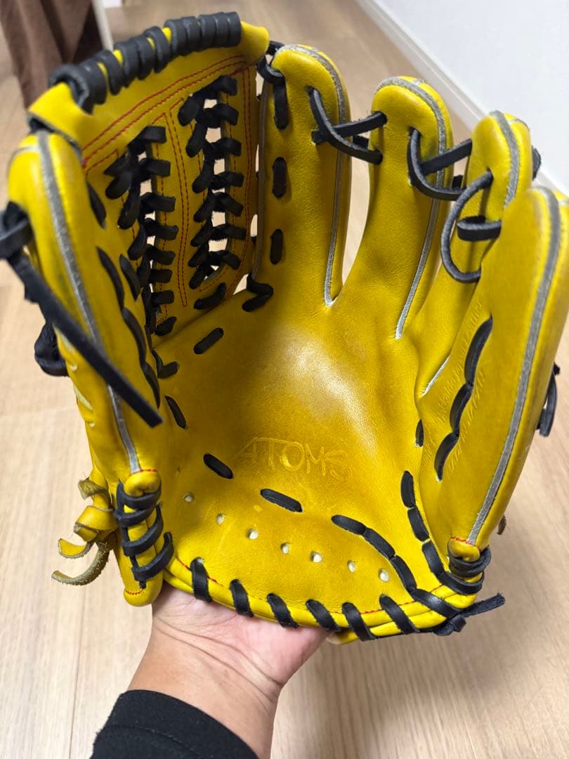 硬式用グローブ