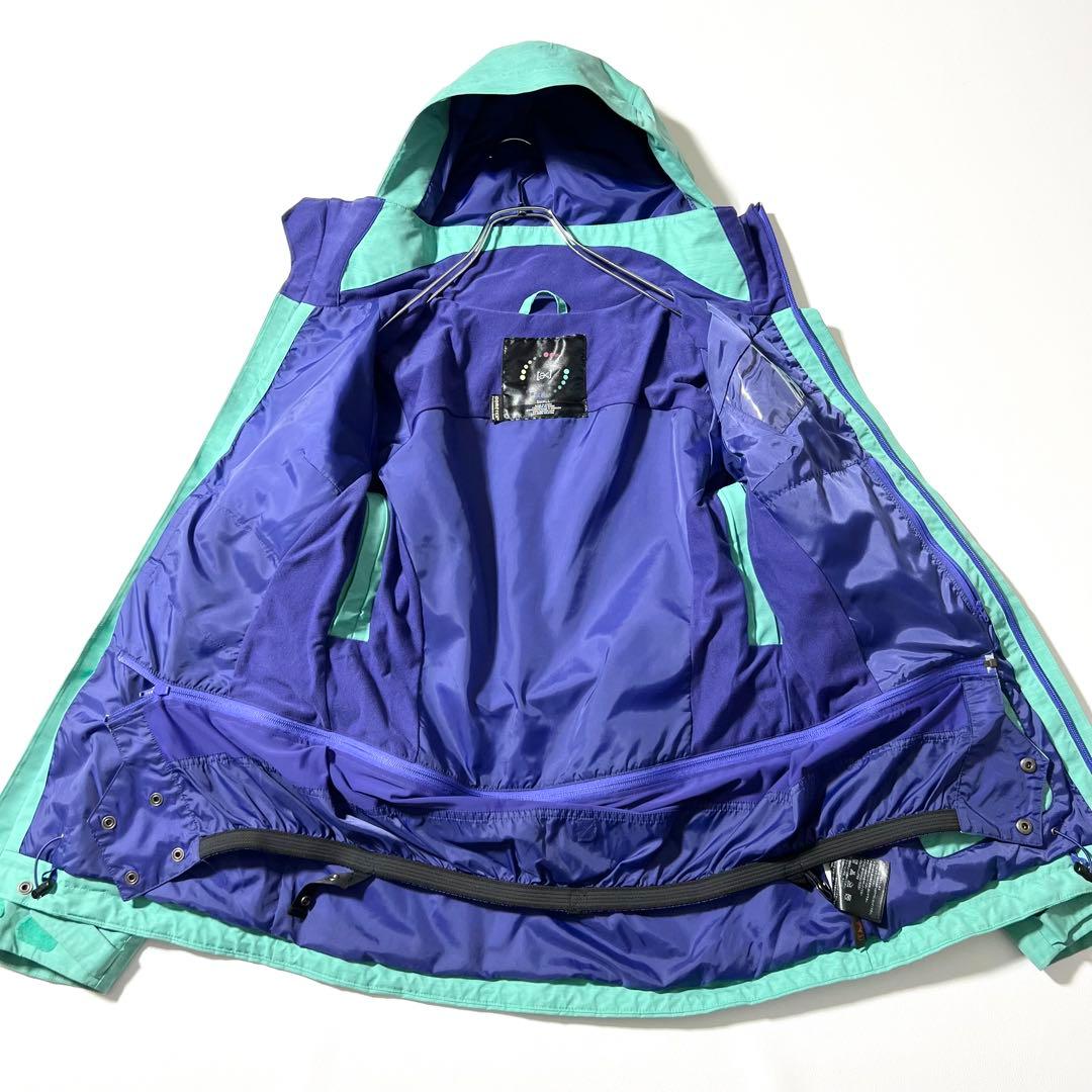 3392【美品】バートン　ジャケット ak ゴアテックス　ライトグリーン　S