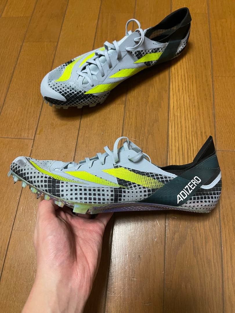 【美品】adizero フィネス　スパイクシューズ グレー/イエロー