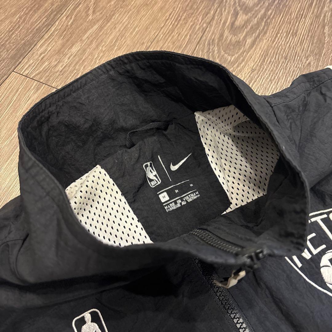 NIKE Brooklyn Nets トラックジャケット