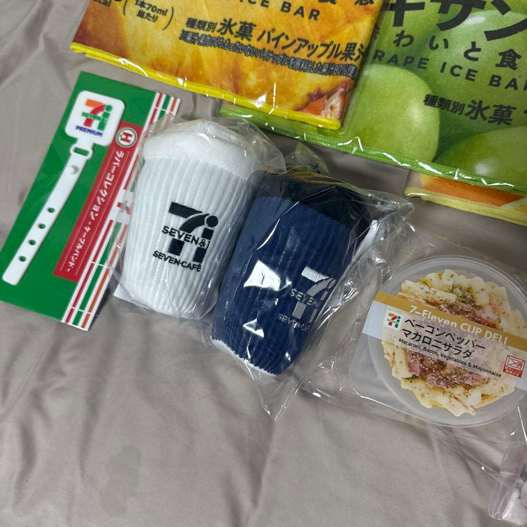 Happyくじ『セブン-イレブン』まとめ売り♡特賞、ラスト賞あり