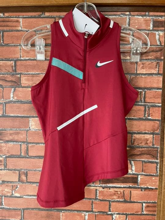 新品 NIKE ナイキ テニスウェア タンクトップ ノースリーブ レディースS
