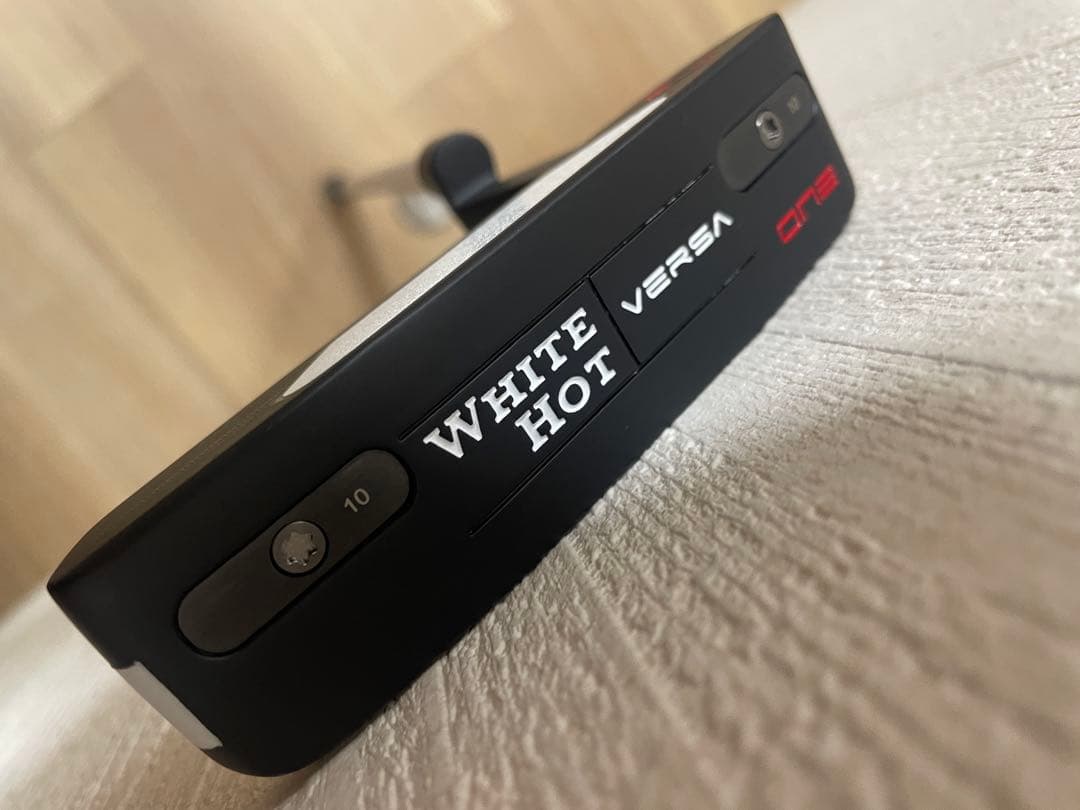 【ほぼ新品】オデッセイホワイトホットVERSA ONEパター33インチ