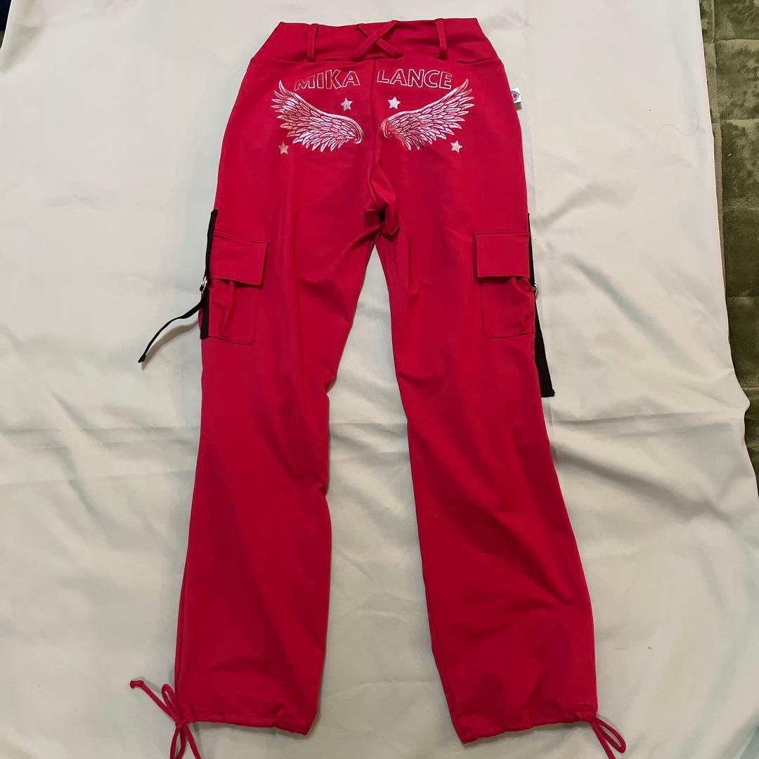 ミカランセ　カーゴパンツ　未使用品　赤　Mサイズ