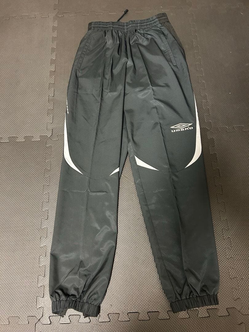 UMBRO ピステ上下セット ブラック　　　☆美品☆
