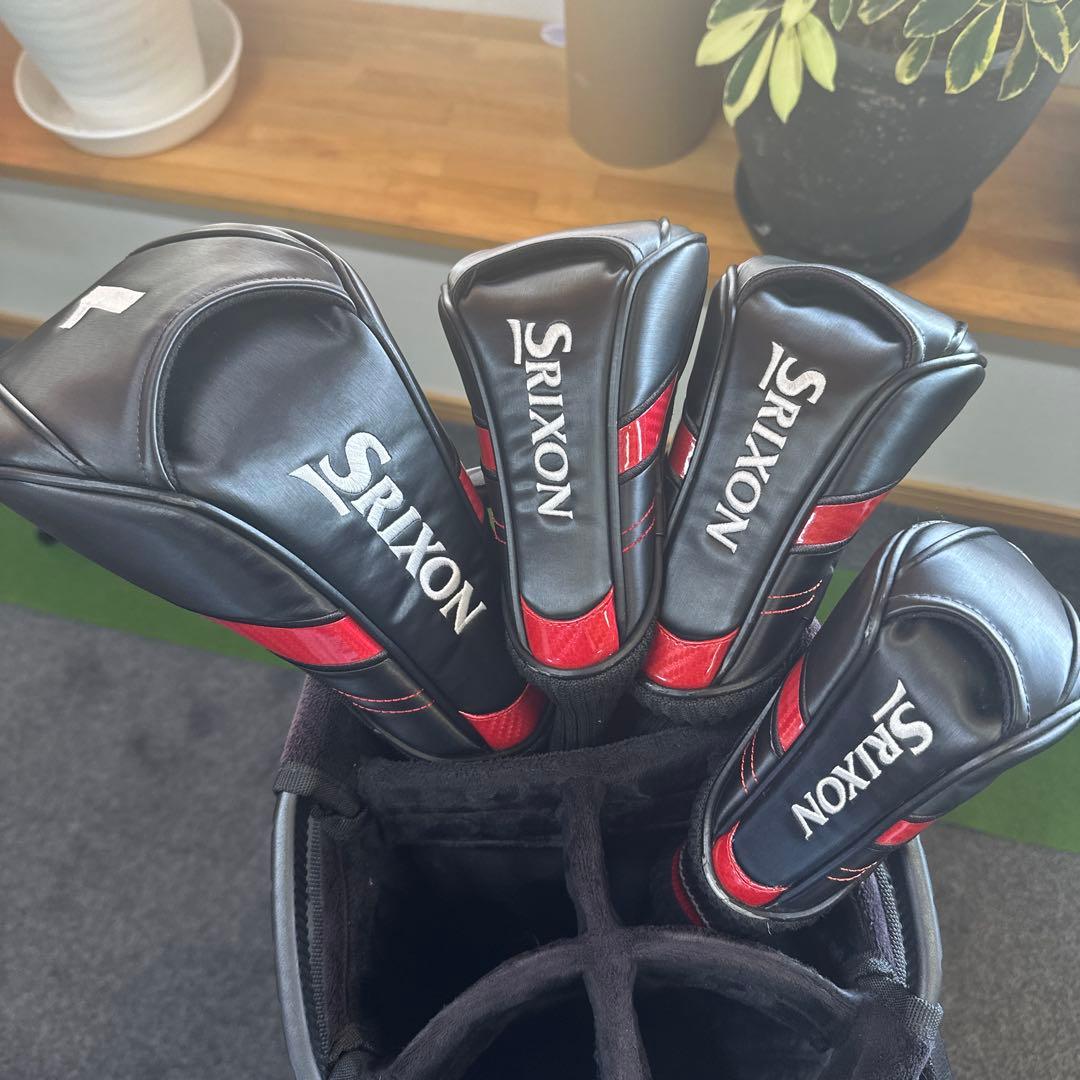 スリクソン　SRIXON キャディバッグ　ツアーモデル