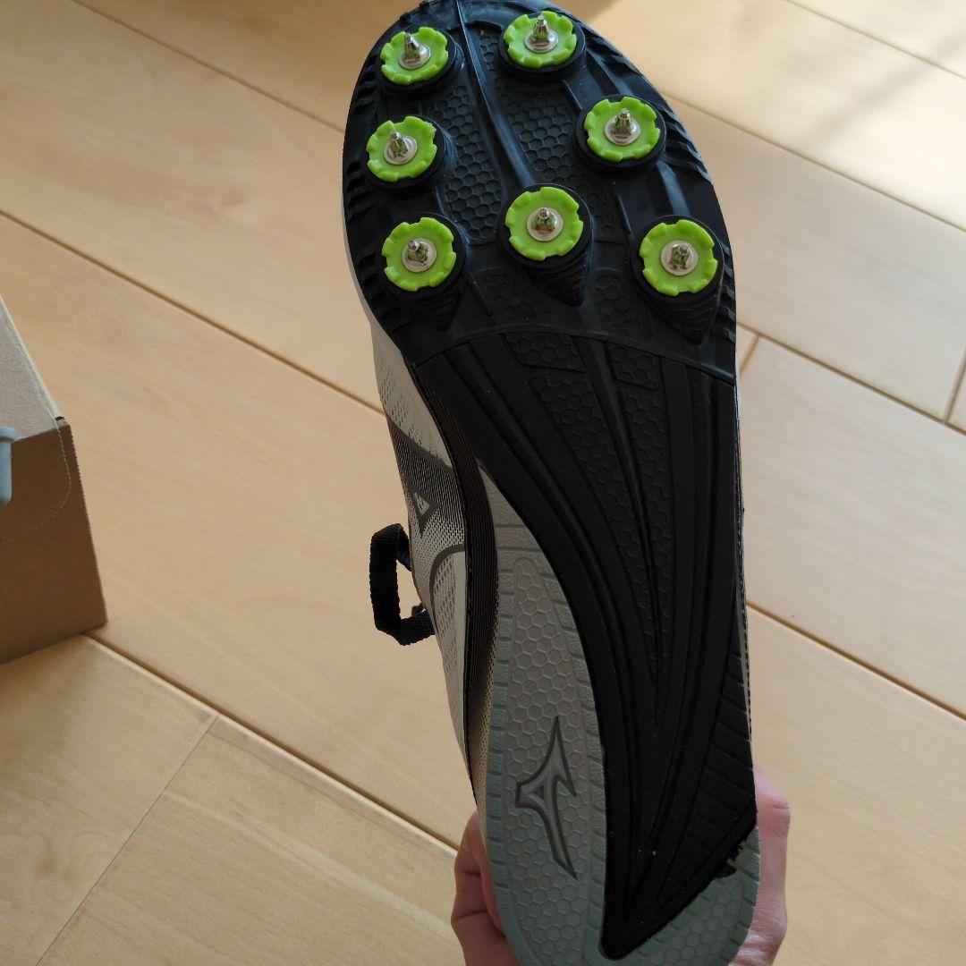 新品未使用　Mizuno スパイク・シューズ ホワイト/グレー　25センチ