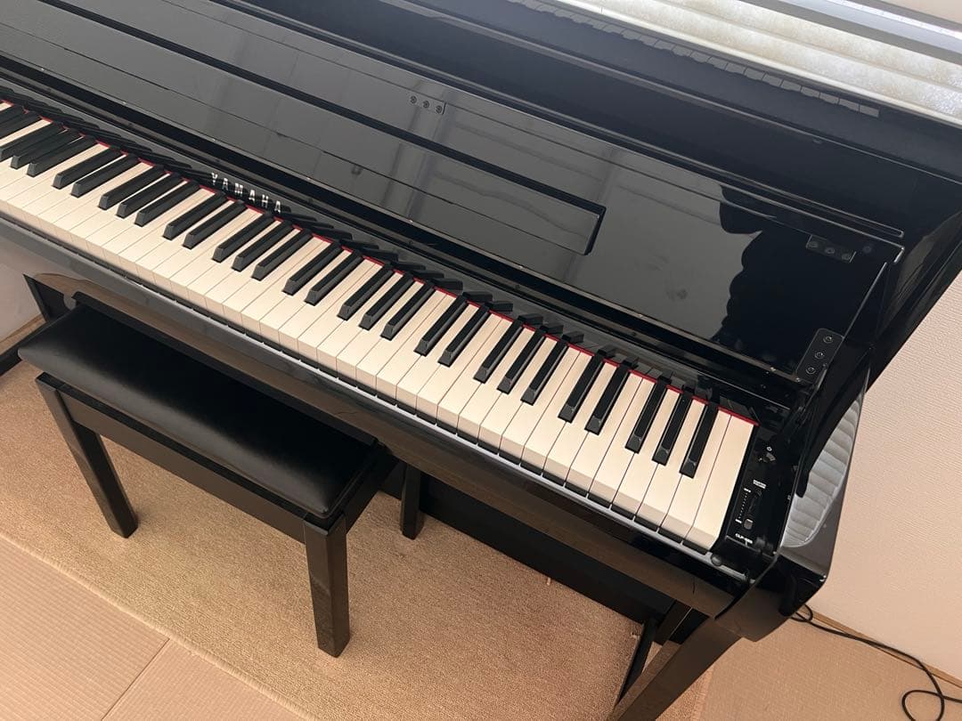 YAMAHA CLP-685 Clavinova 鏡面ブラック 椅子・マット付き