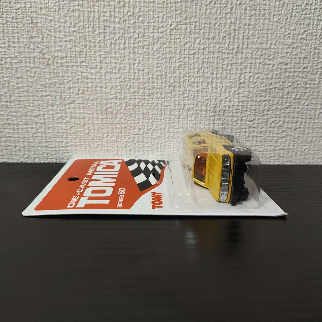 未開封　TOMICA　トミカ　三菱パジェロ　黄色