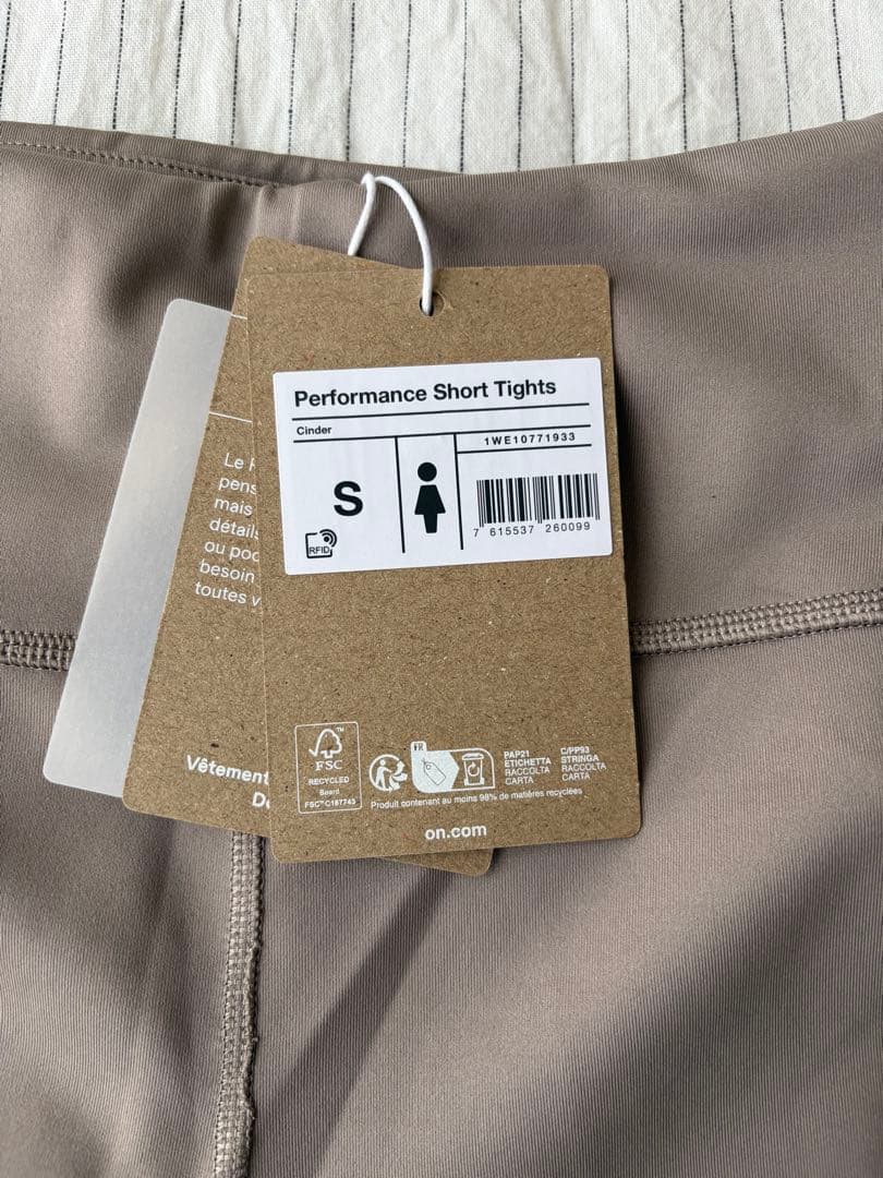 On Performance Short Tights Sサイズ 新品