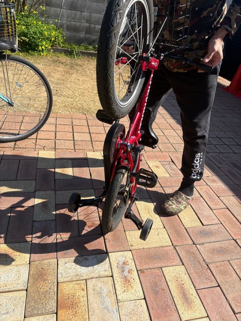 【直接引き渡し限定】シボレー 子ども自転車 16インチ赤 カゴ有（大阪）