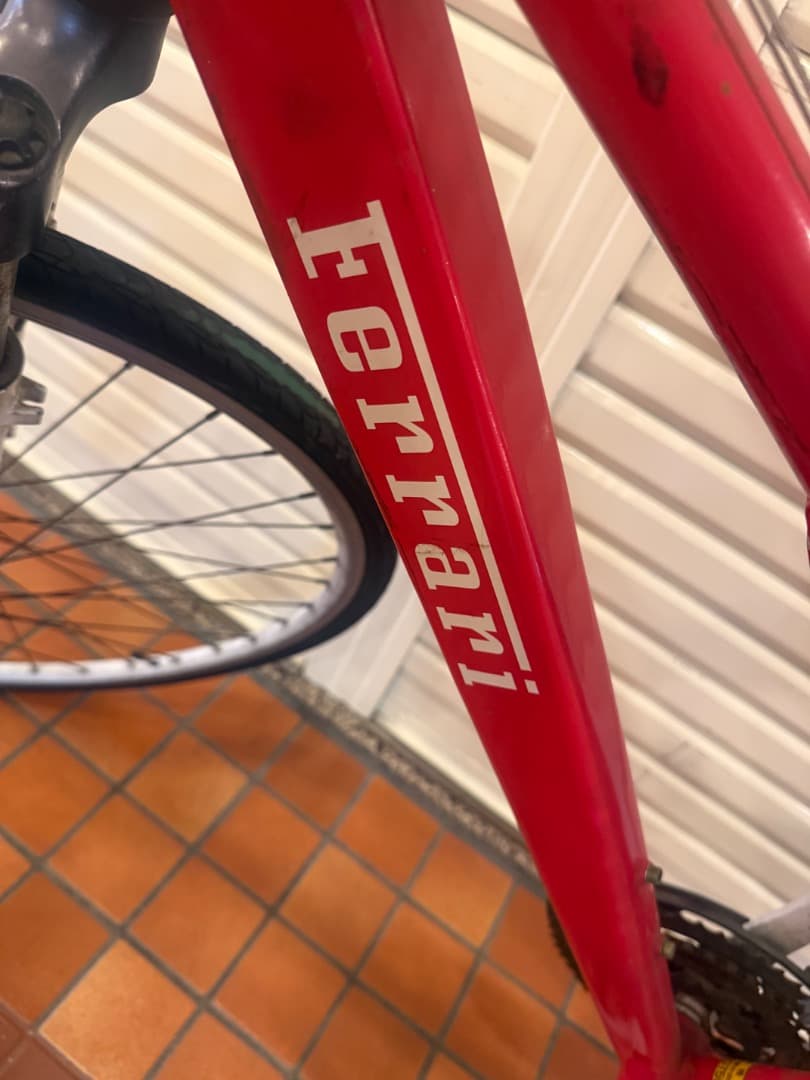 ● フェラーリ Ferrari フロントサスペンション付き クロスバイク