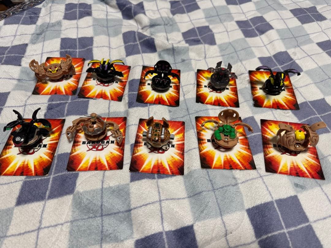爆丸29個　アビリティカード45枚　ゲートカード27枚　爆丸ケース