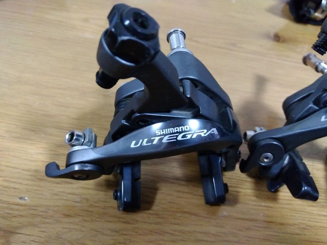 SHIMANOシマノ ULTEGRAアルテグラ キャリパーブレーキBR-6800