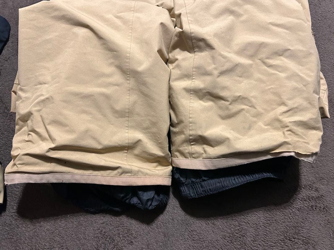 Quiksilver スノーボードウェア ベージュ上下セット
