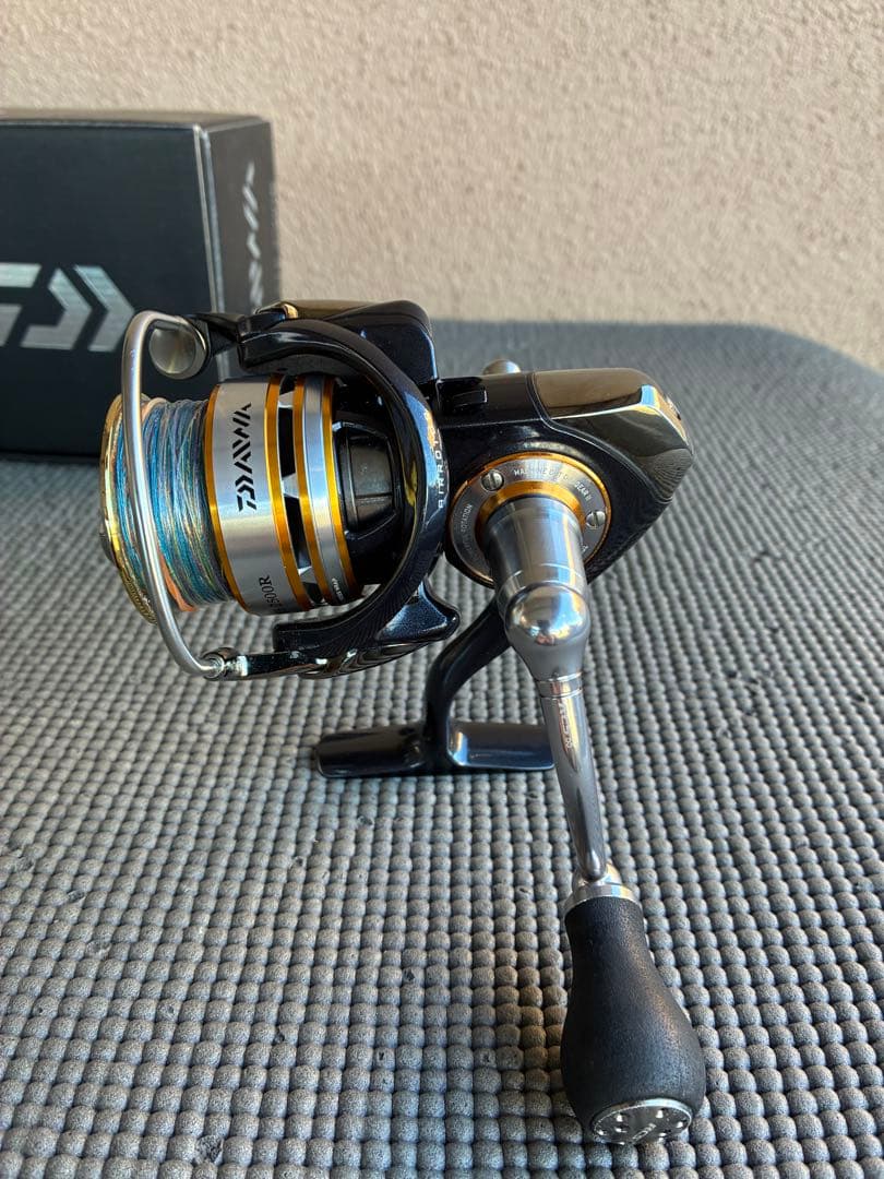 Daiwa 10セルテート　2500R スピニングリール
