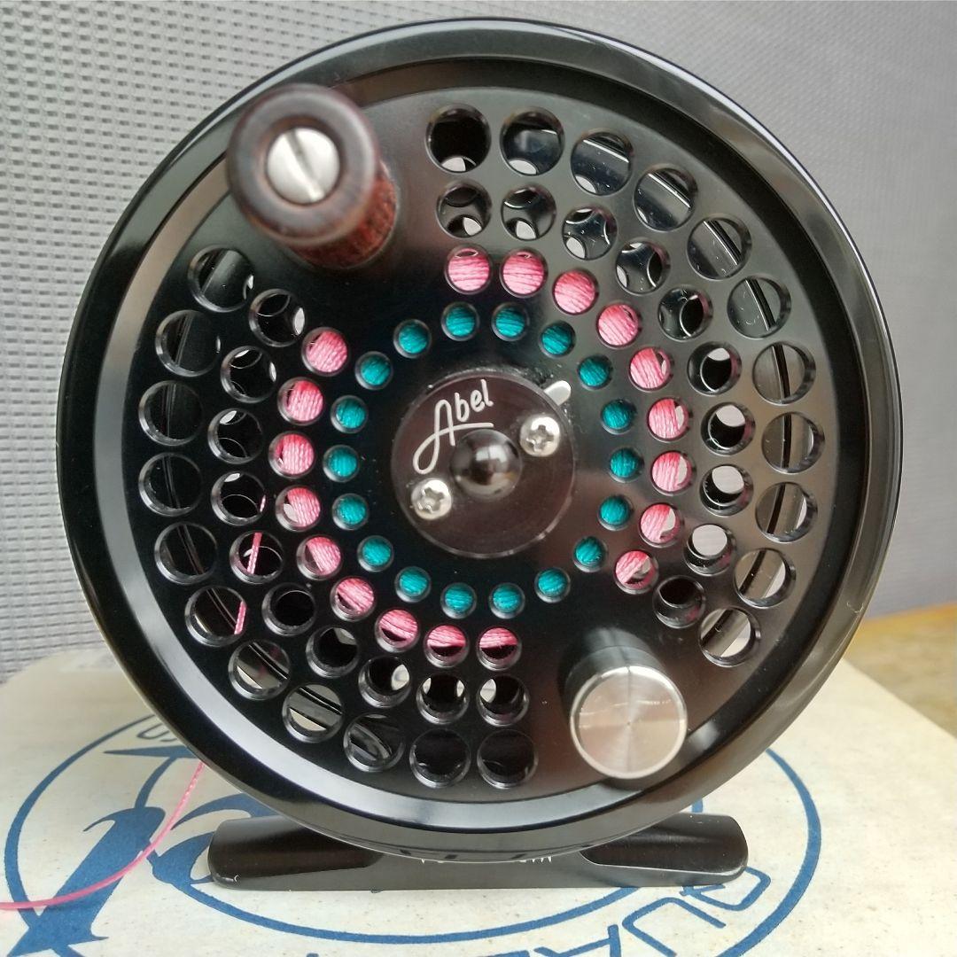 【新品同様】『Ａbel / TR-3 』fly reel [BLACK]