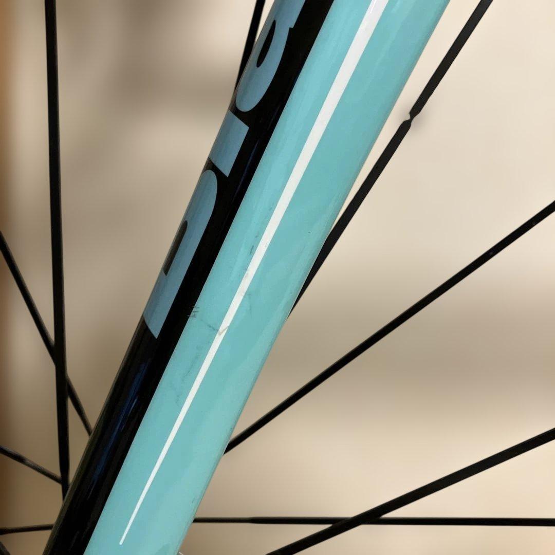 bianchi aria2020モデル　チェレステ　小物付き　引き取り値引きあり