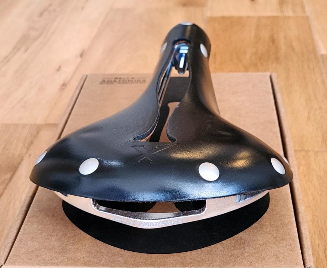 SELLE ANATOMICA X2 レザーサドルセラアナトミカ