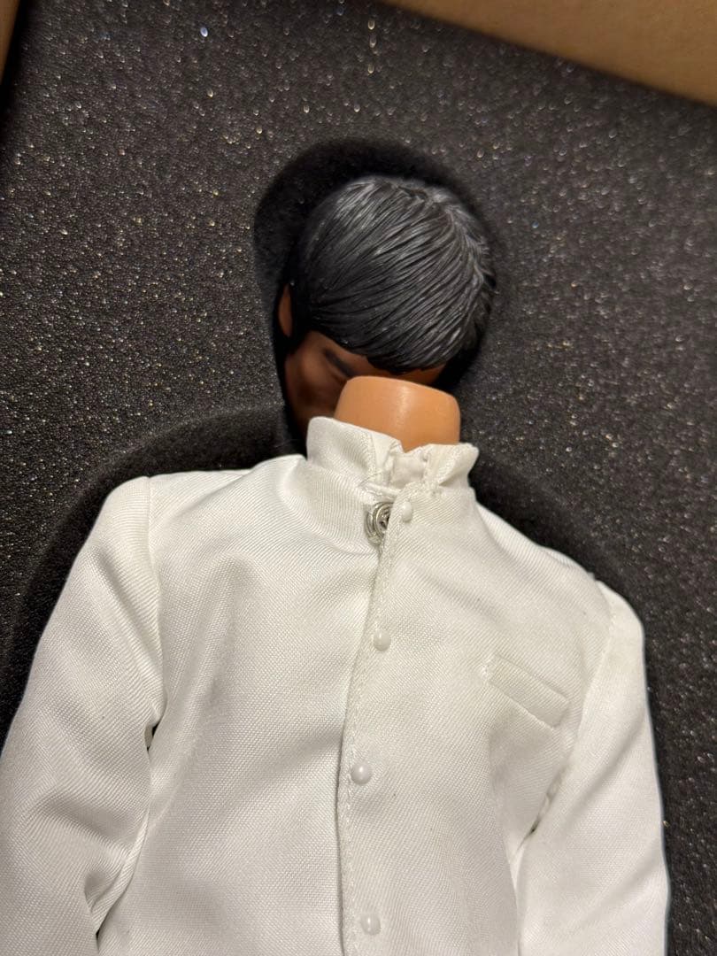 エンターベイ ブルース・リー 怒りの鉄拳 精武門 李小龍 1/6 フィギュア