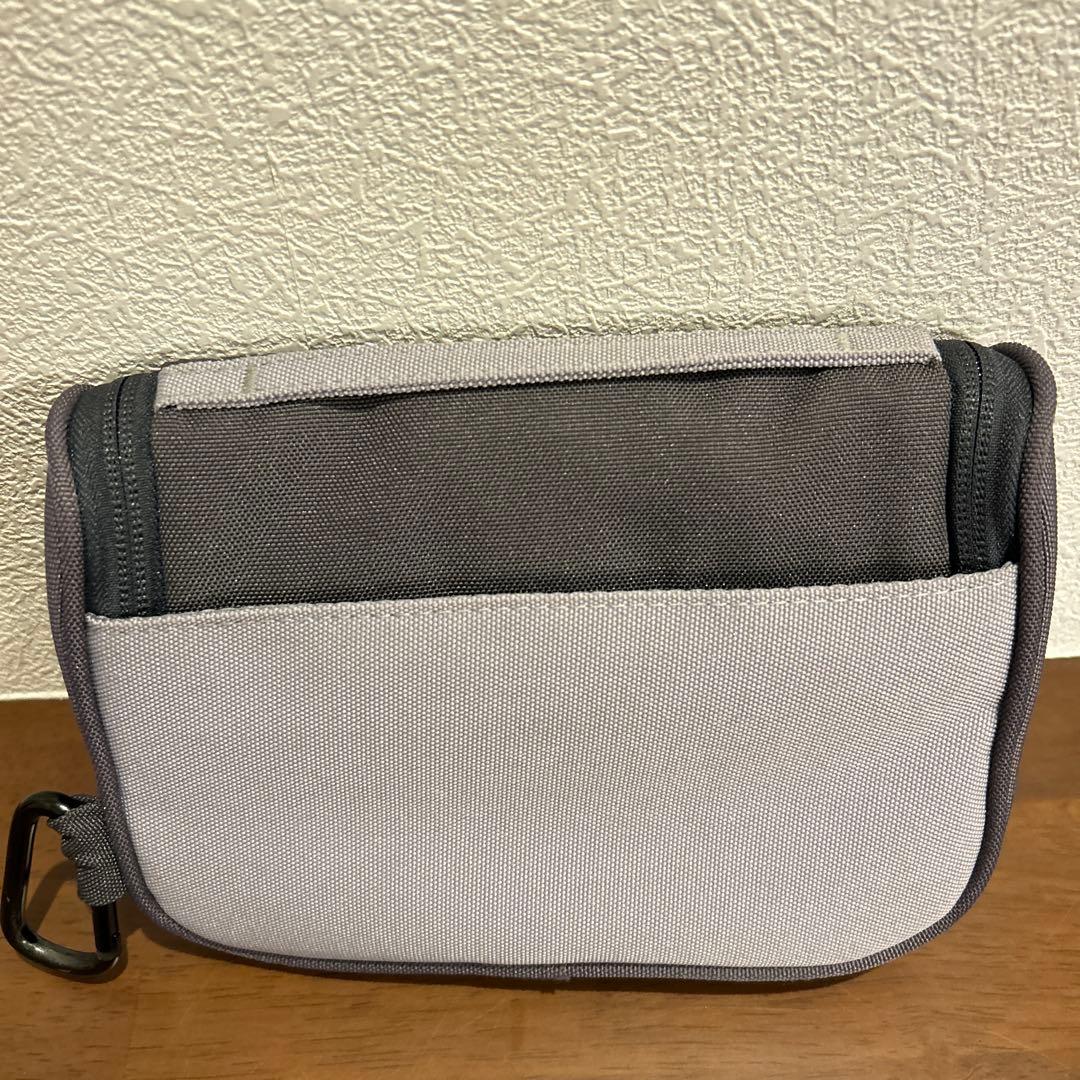 美品　BEAMS GOLF グレー ポーチ
