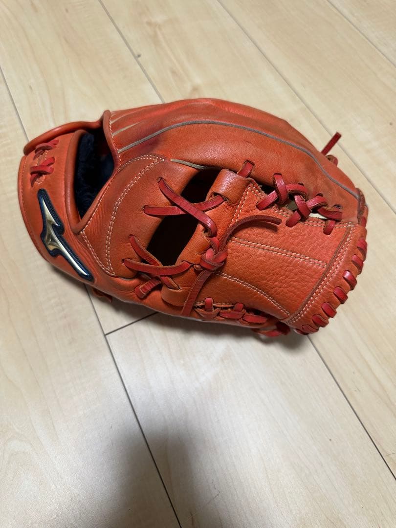 ミズノ軟式グローブ セカンド用オレンジ 収納袋付き