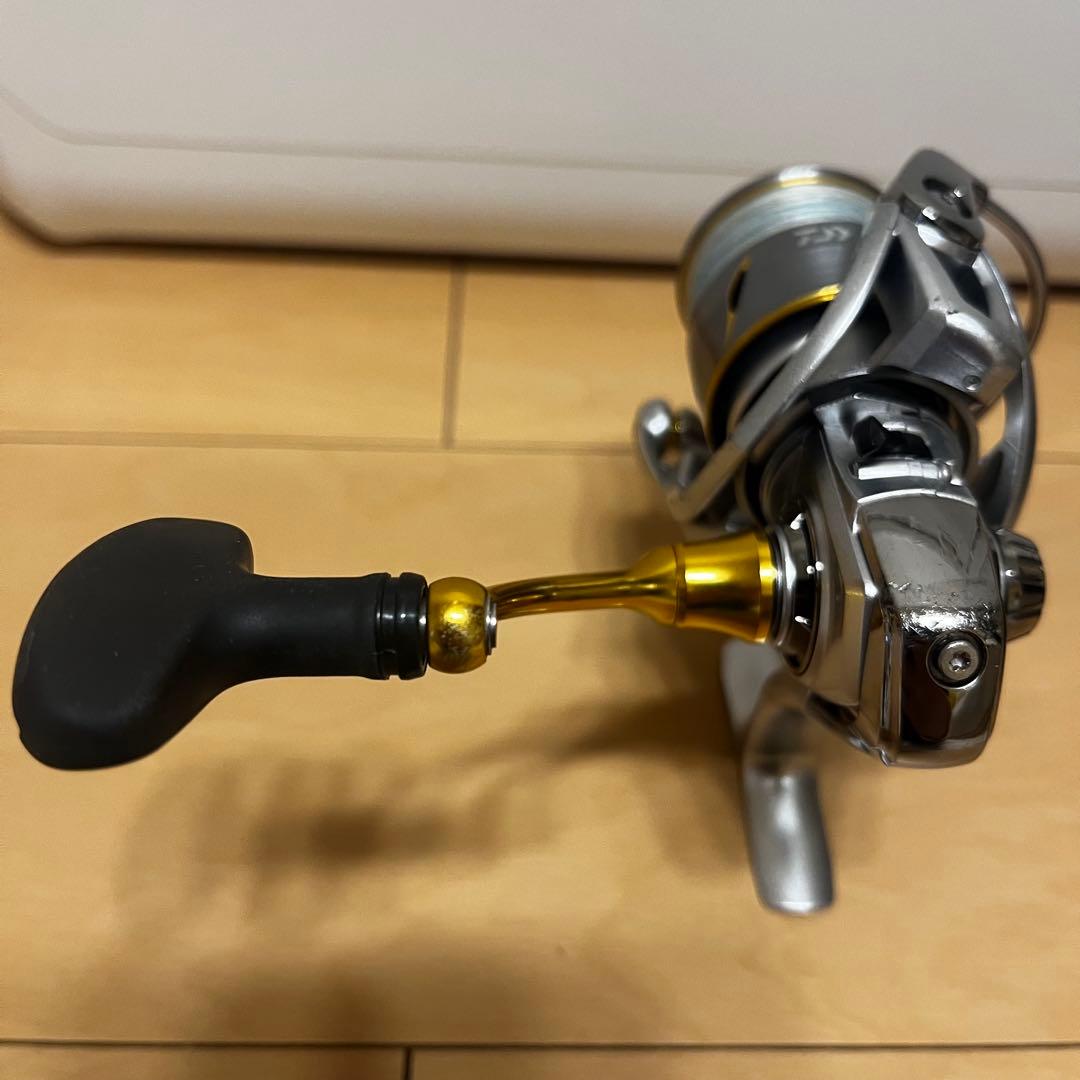DAIWA FREAMS LT2500-XH スピニングリール