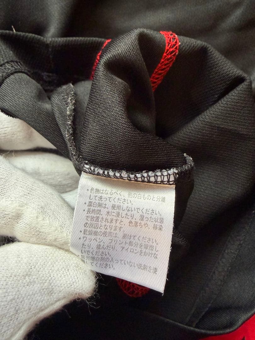 【美品】レスミルズ ボディコンバット トップス ショートパンツ セット 黒/赤