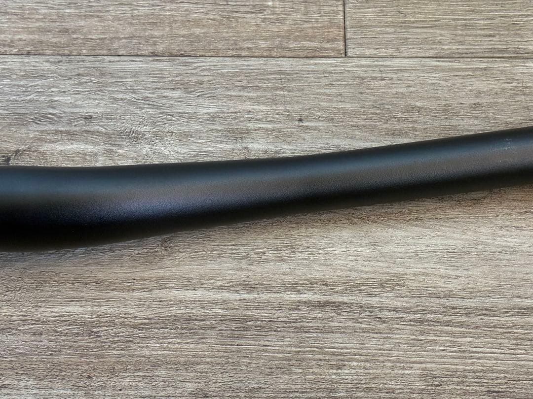 THOMSON トムソン TRAIL AL ライザーバー 750mm 31.8