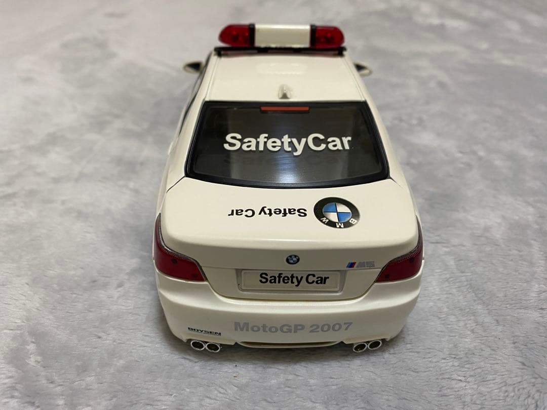 ミニカー Maisto  M5 Safety Car 1/18