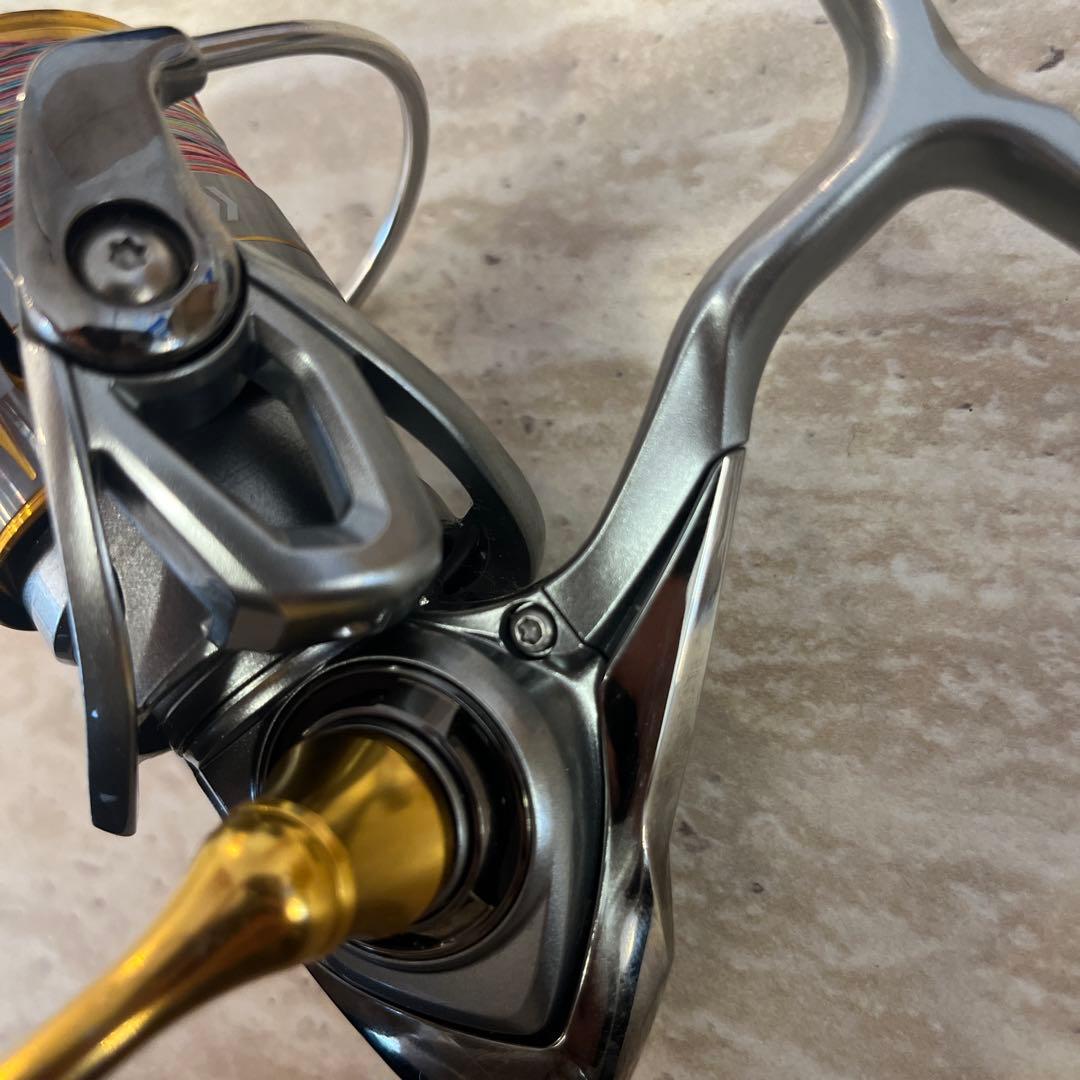 リール Magsealed freams LT 3000S CXH