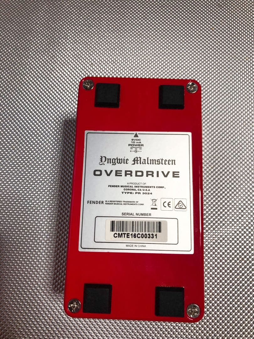 ギター Fender Yngwie Malmsteen Overdrive