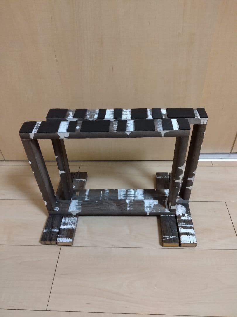 サーフボードスタンド　木製