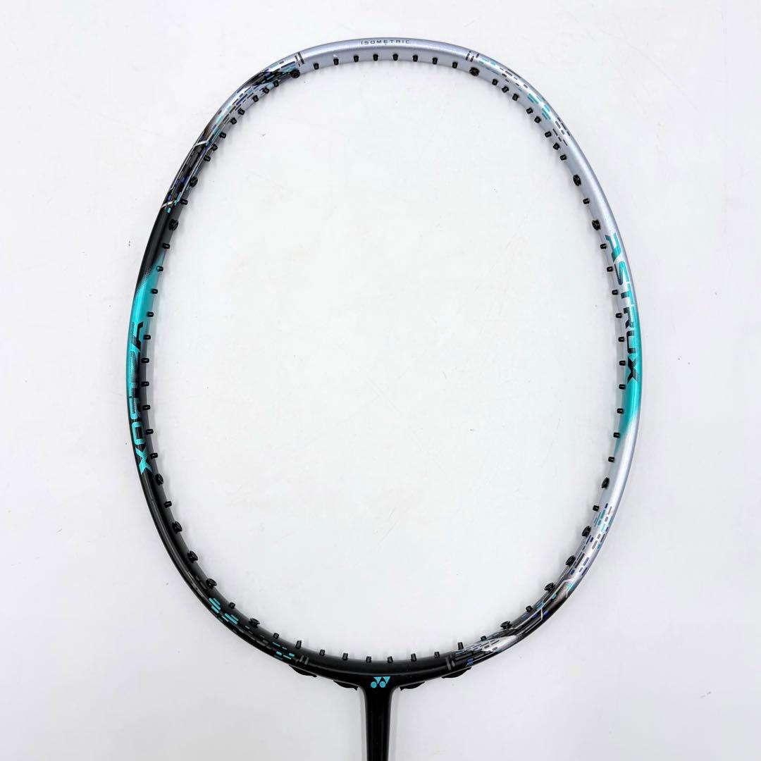 【美品】ヨネックス アストロクス 88D PRO バドミントン ラケット 4U5