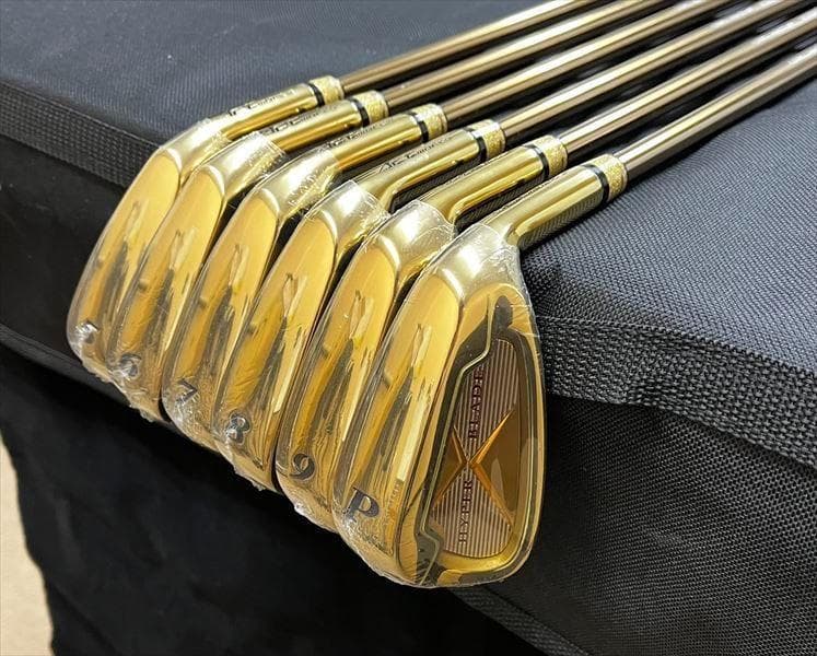 未使用品 ワークス ゴールドプレミアアイアン プレミア飛匠 軽量シャフト仕様 Ｒ