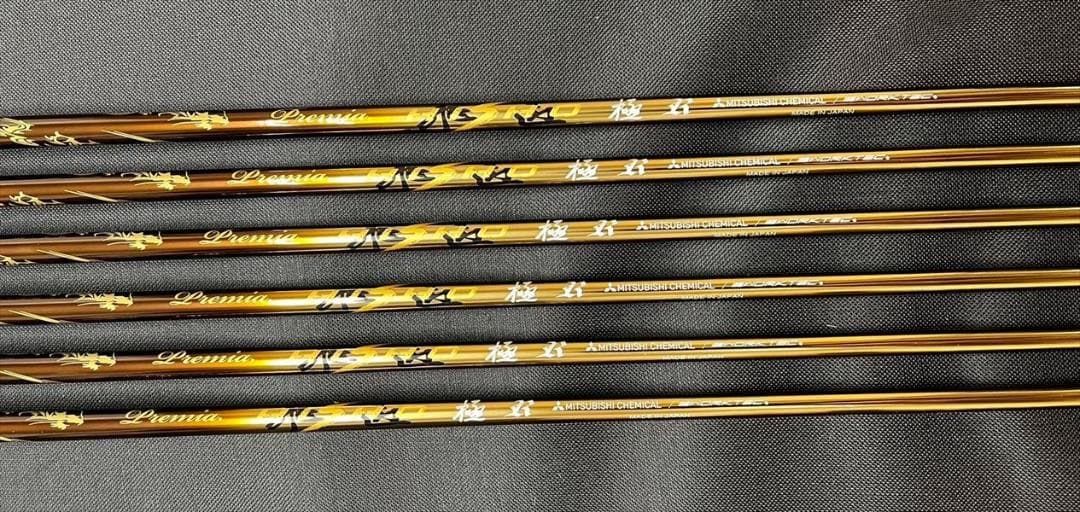 未使用品 ワークス ゴールドプレミアアイアン プレミア飛匠 軽量シャフト仕様 Ｒ
