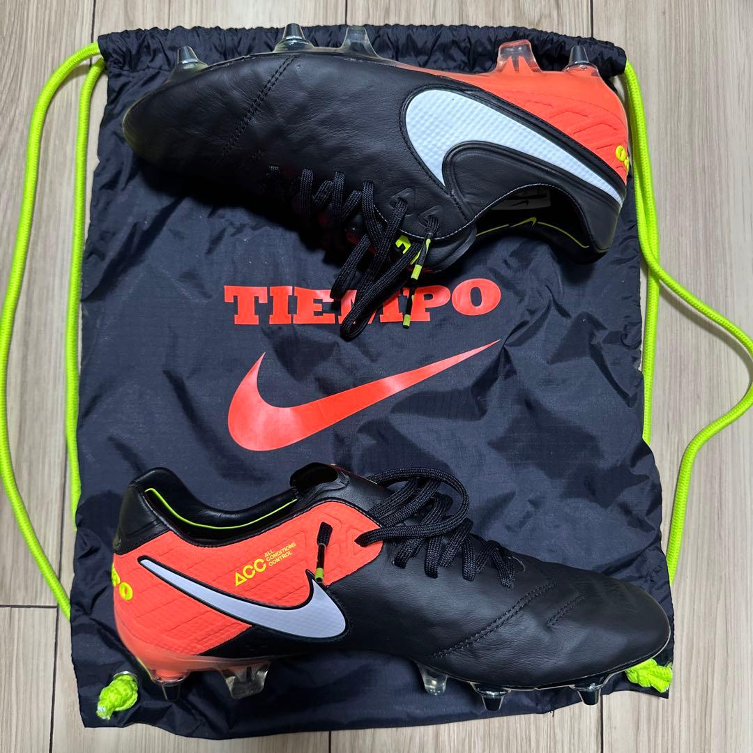 サッカースパイクティエンポレジェンド7